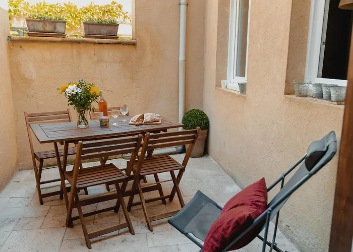 Location Secrète Hébergement de vacances *